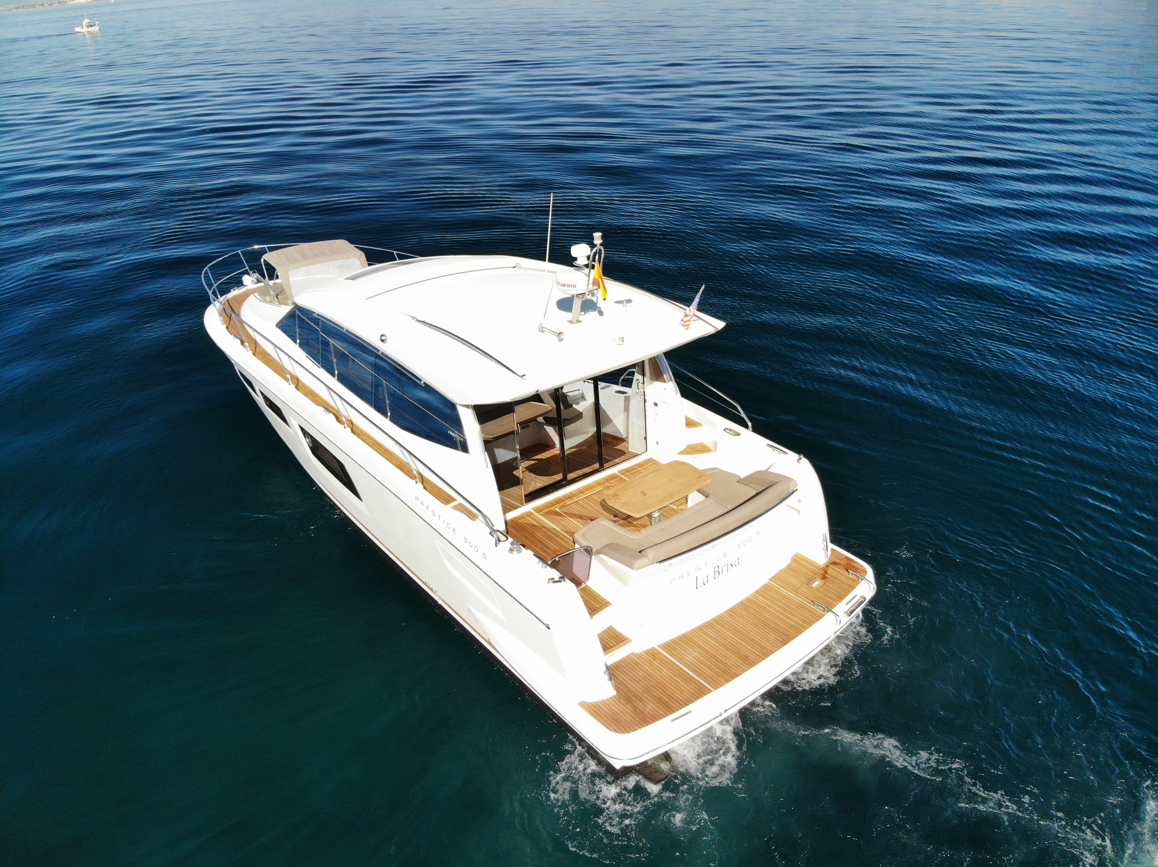 Prestige 50 "La Brisa" exterior 4
