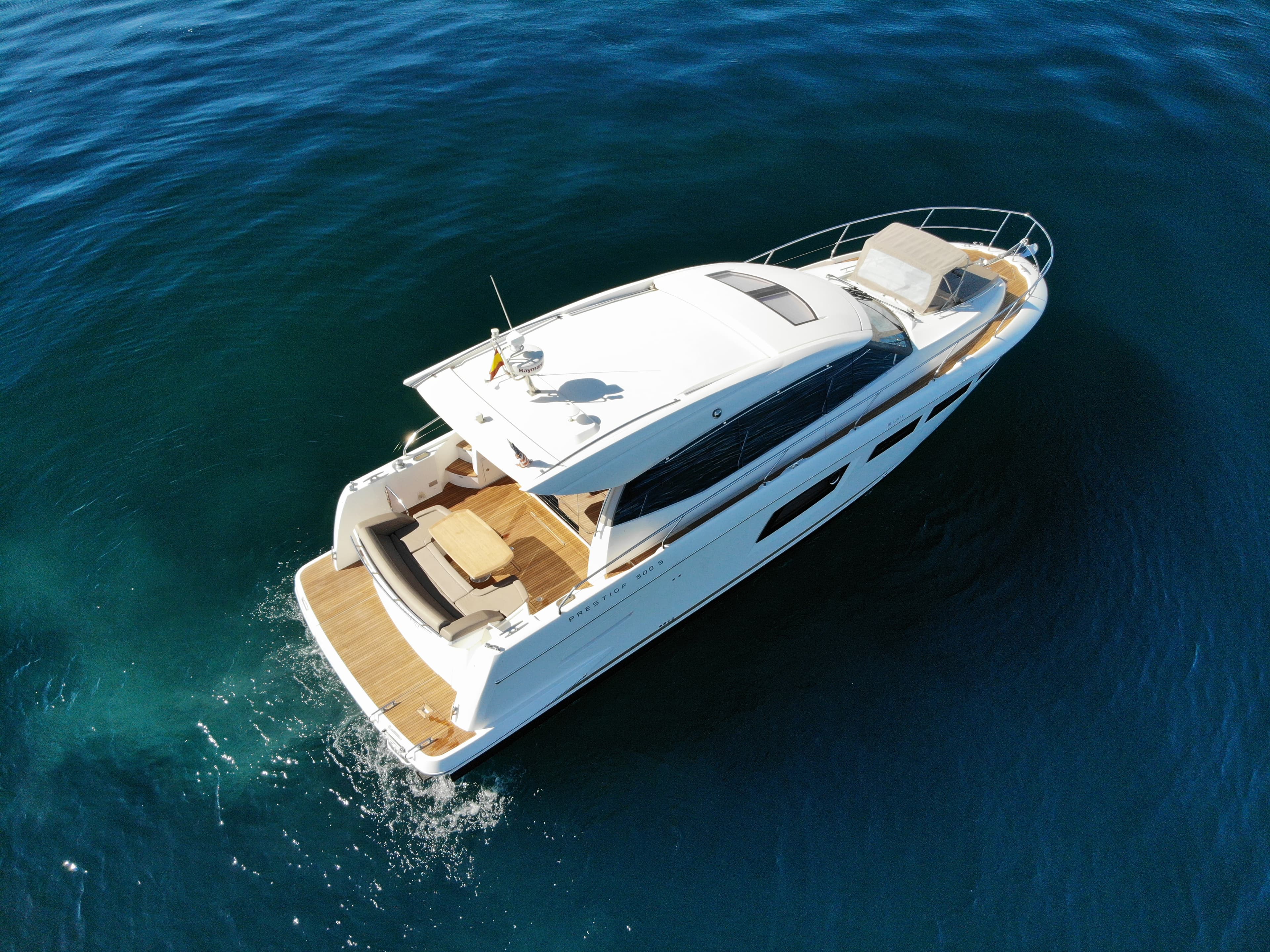 Prestige 50 "La Brisa" exterior 6