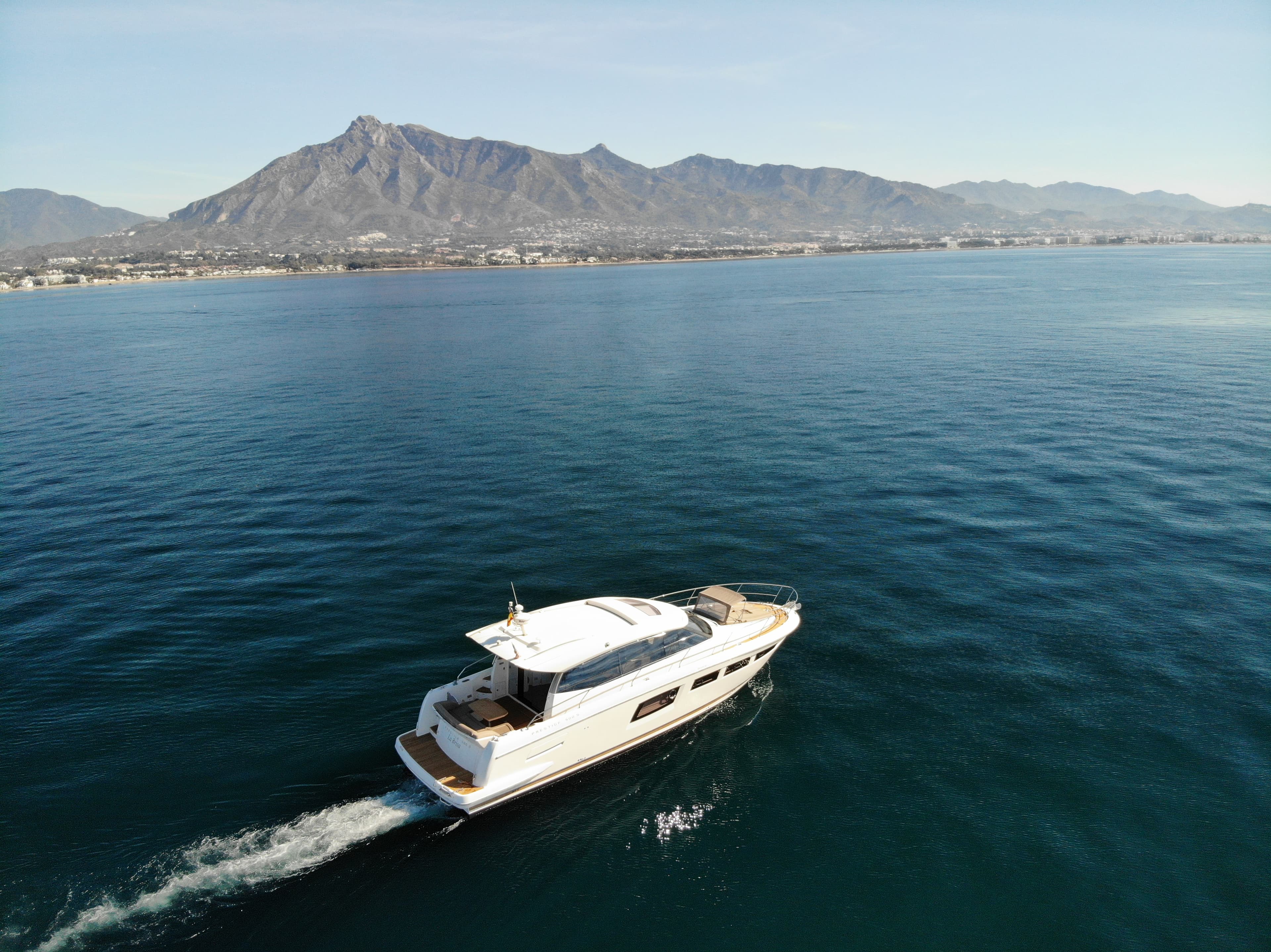 Prestige 50 "La Brisa" exterior 7