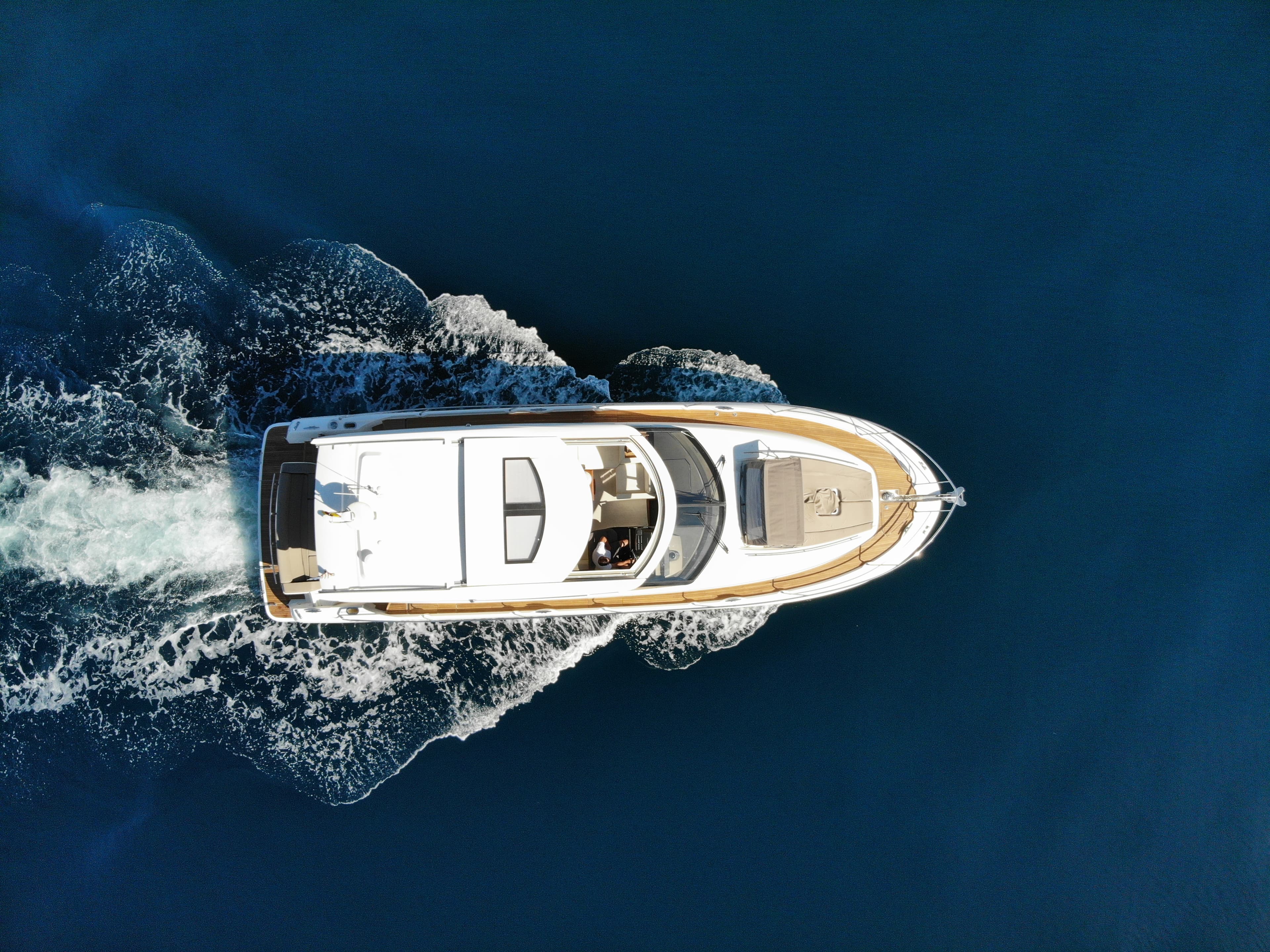 Prestige 50 "La Brisa" exterior 10