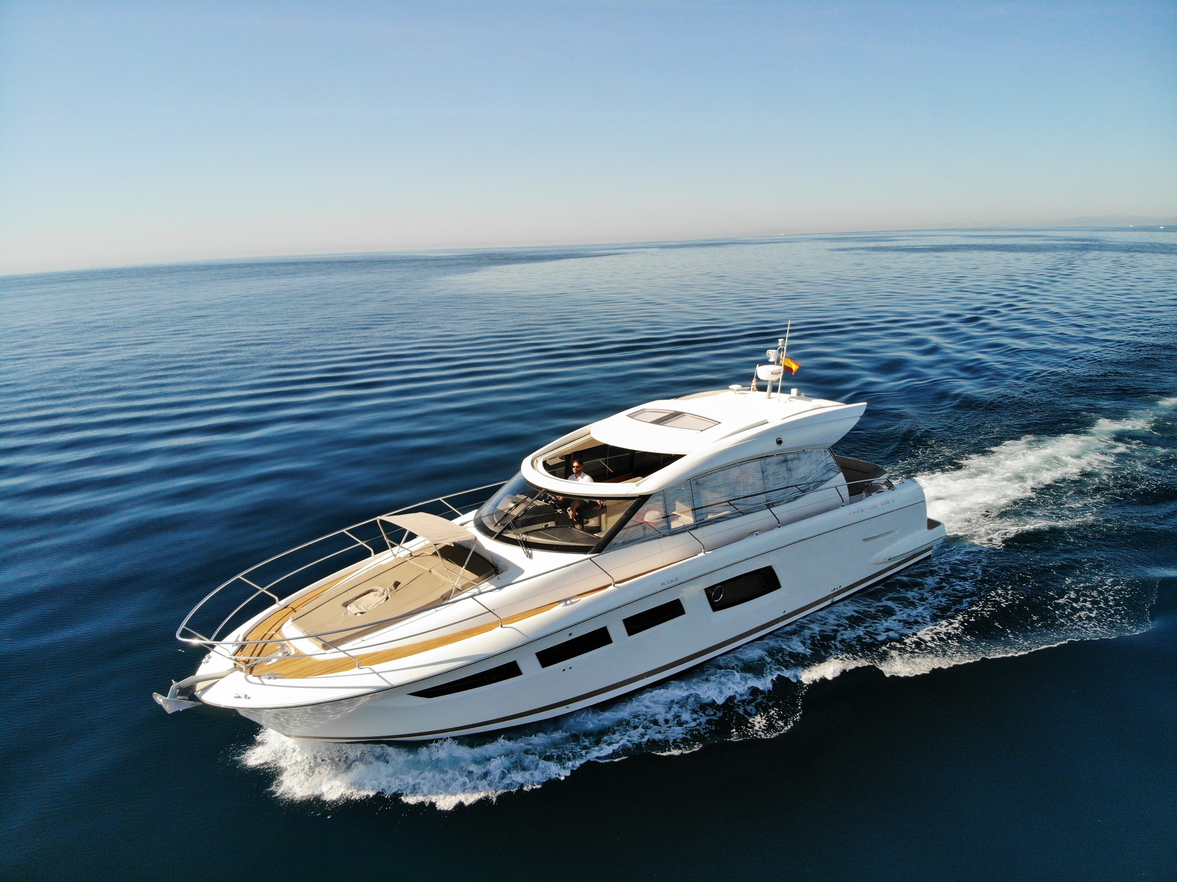 Prestige 50 "La Brisa" exterior 12