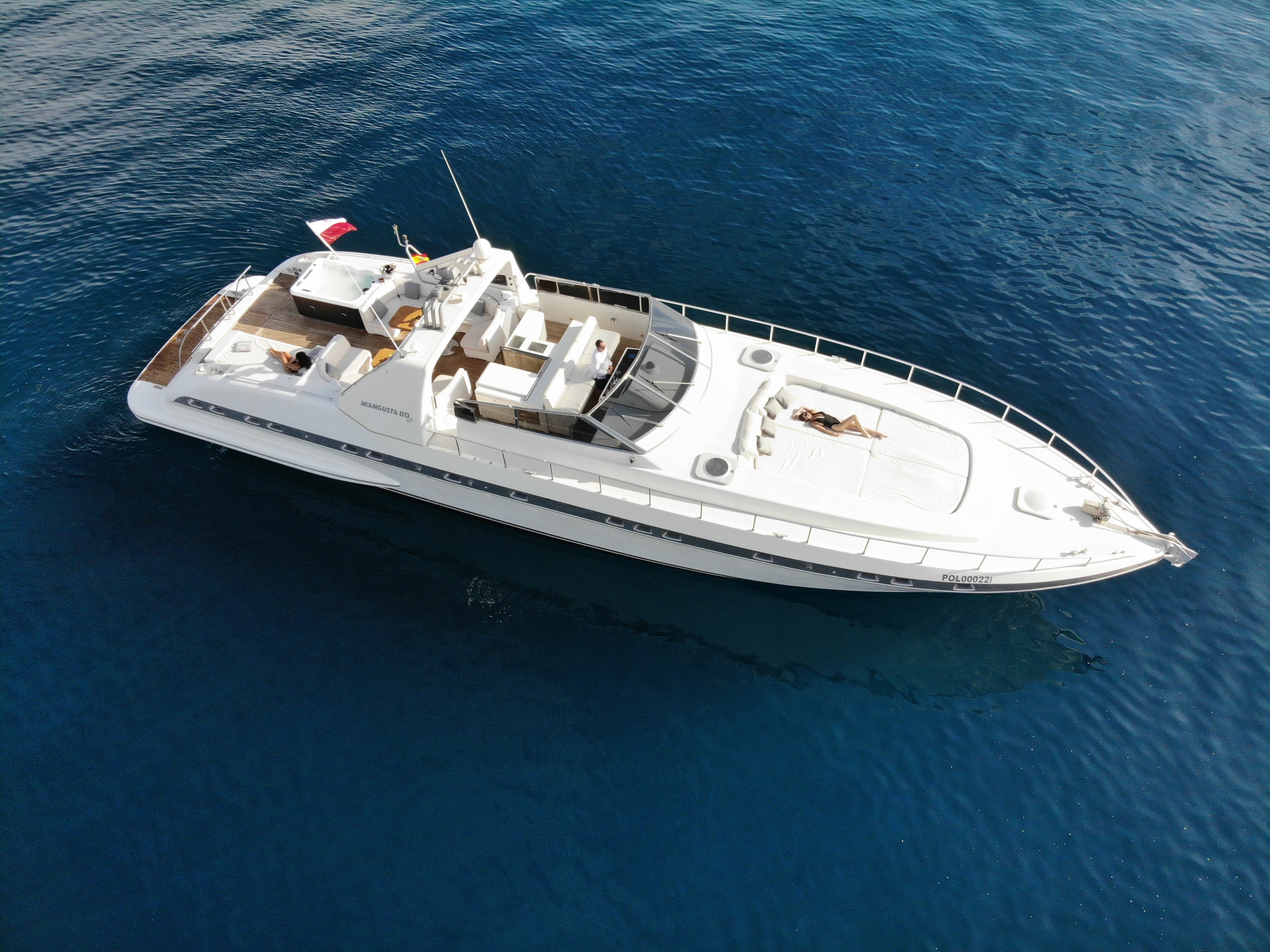 Mangusta 80 "Nina" exterior 2