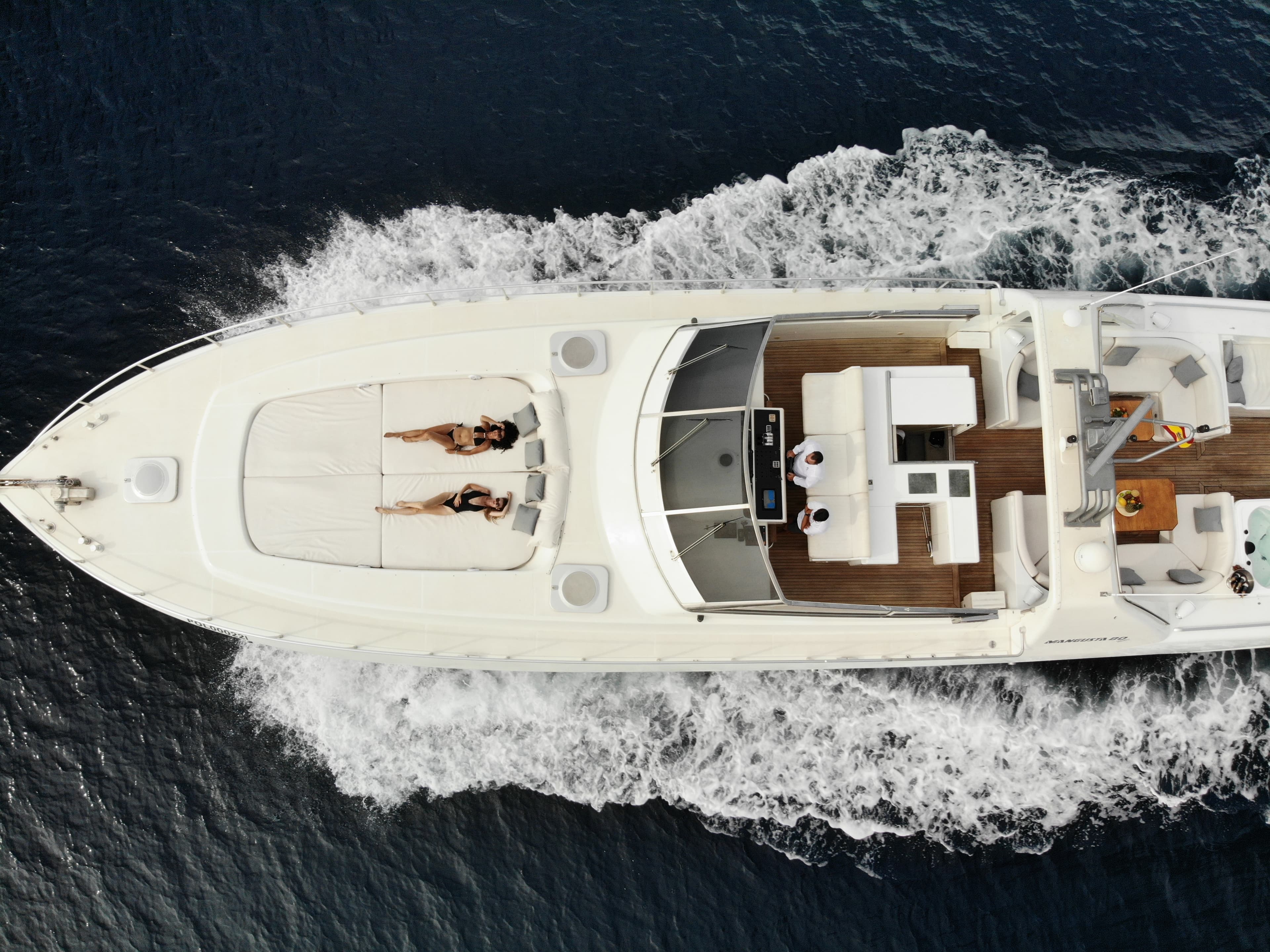 Mangusta 80 "Nina" exterior 10