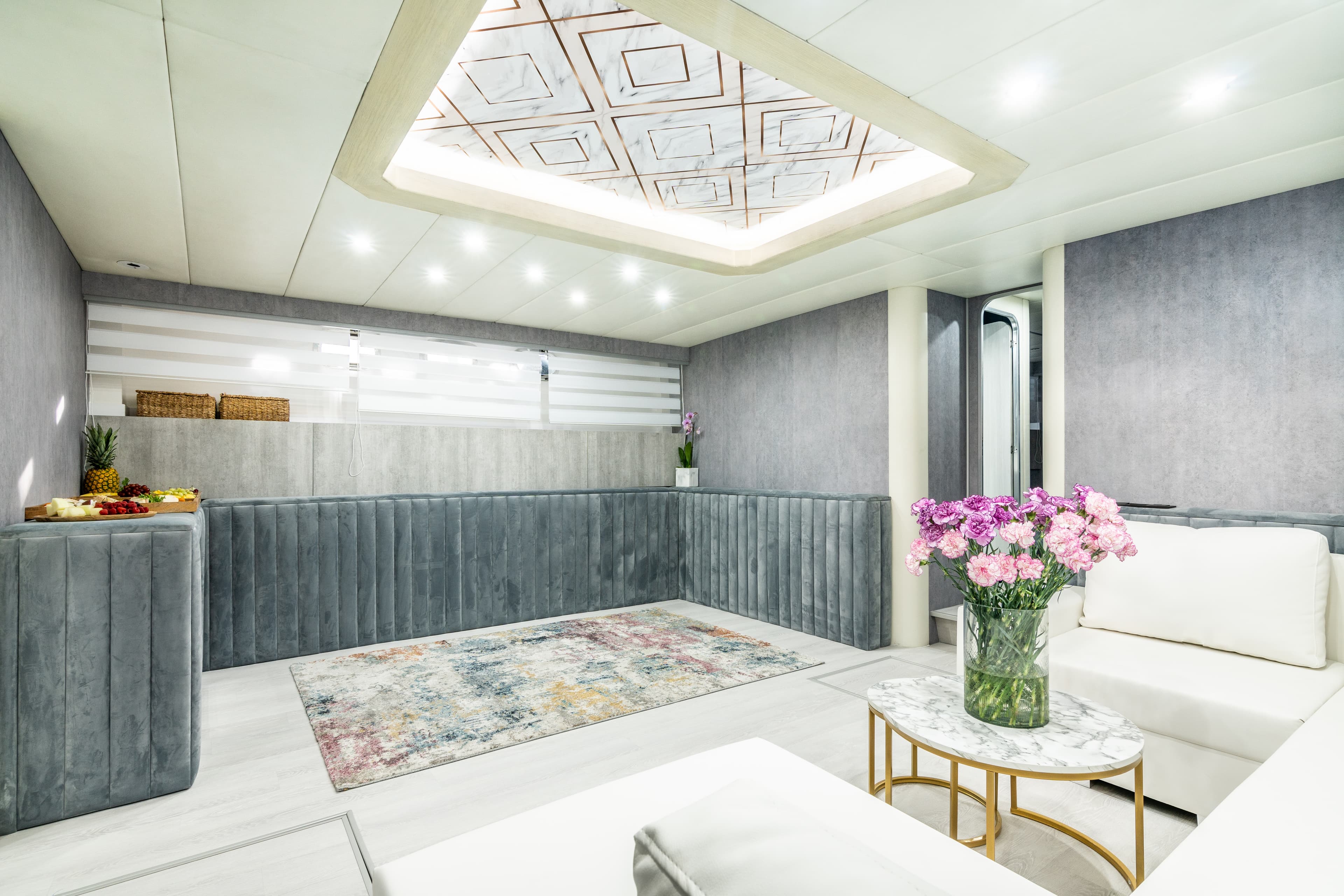 Mangusta 80 "Nina" interior 3