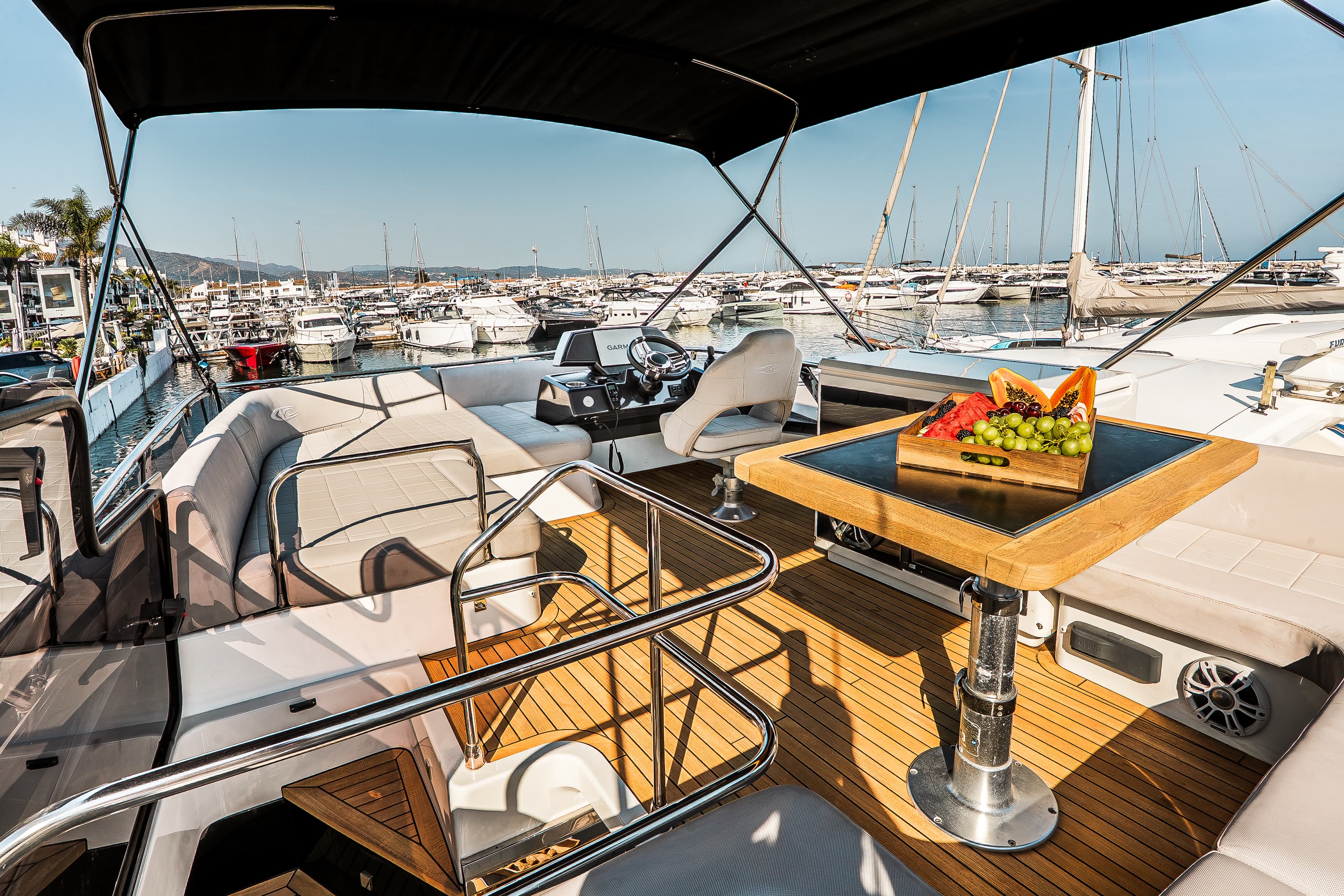 Cobrey 50 Fly "Swederm" exterior — yacht charter Marbella 14