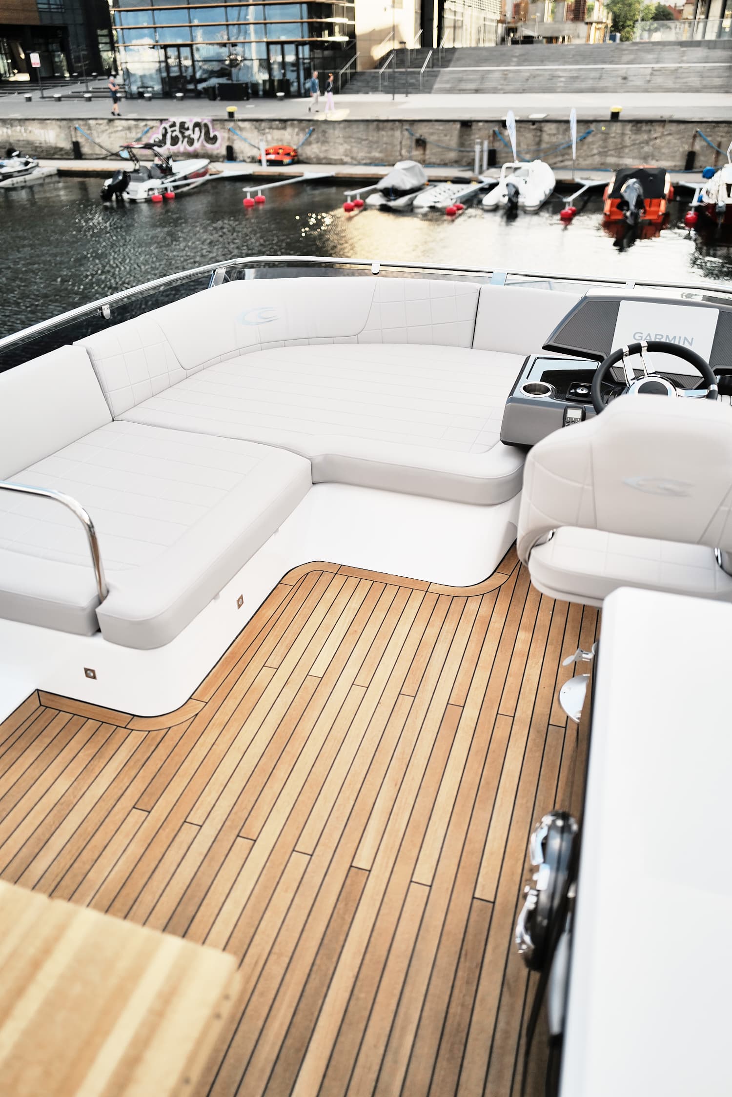 Cobrey 50 Fly "Swederm" exterior — yacht charter Marbella 4