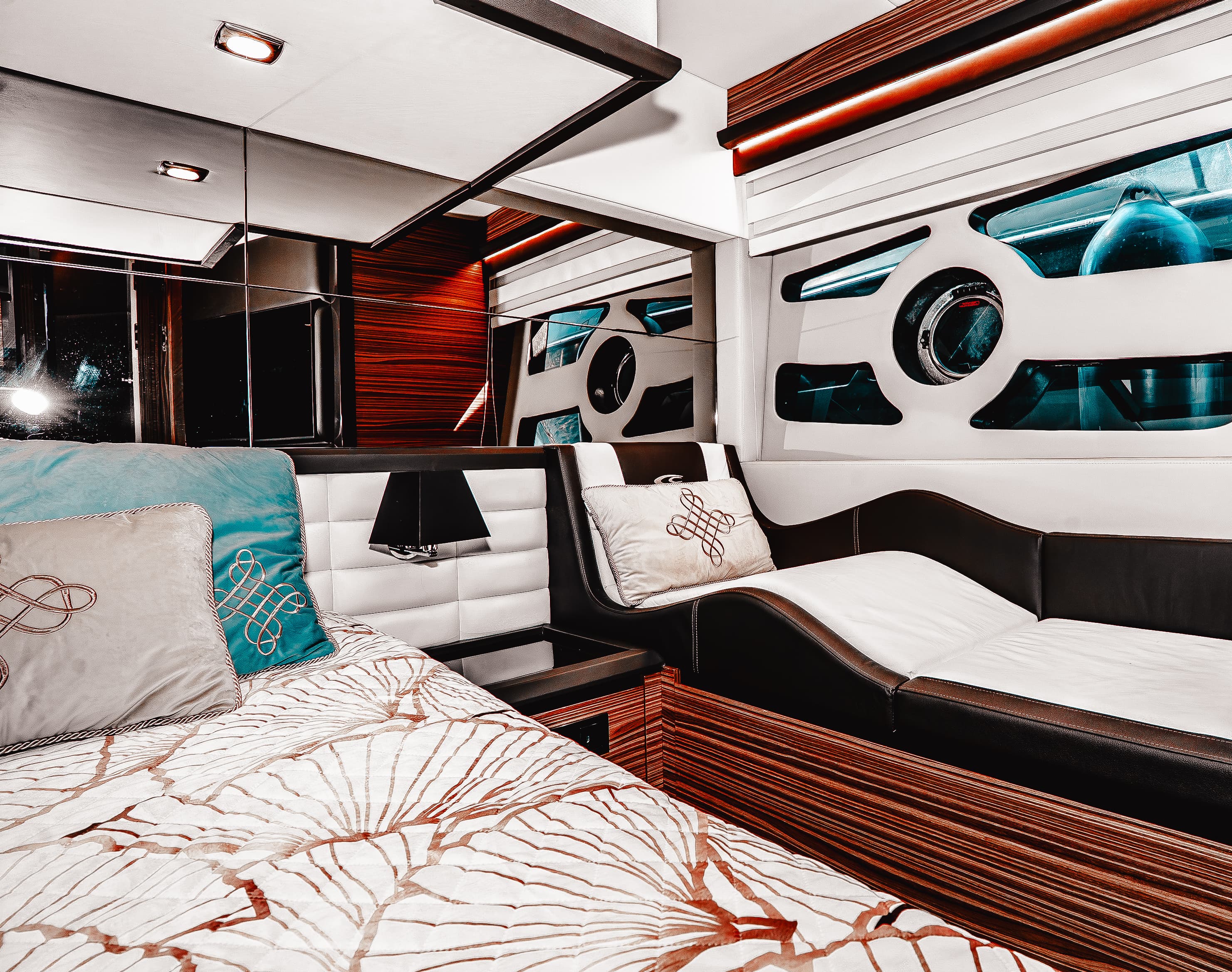 Cobrey 50 Fly "Swederm" interior — luxury yacht Marbella 5