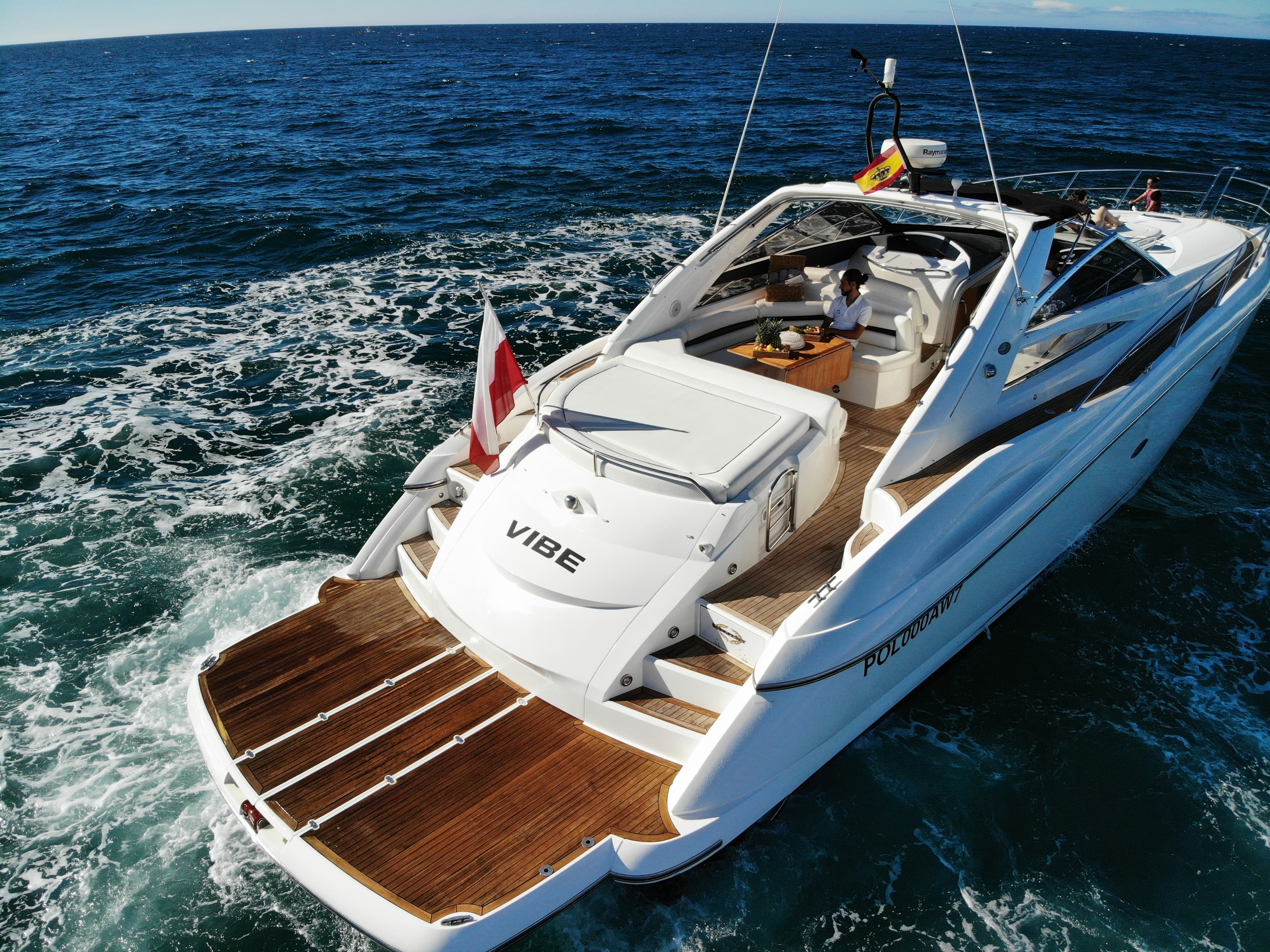 Sunseeker Predator 55 "Vibe"