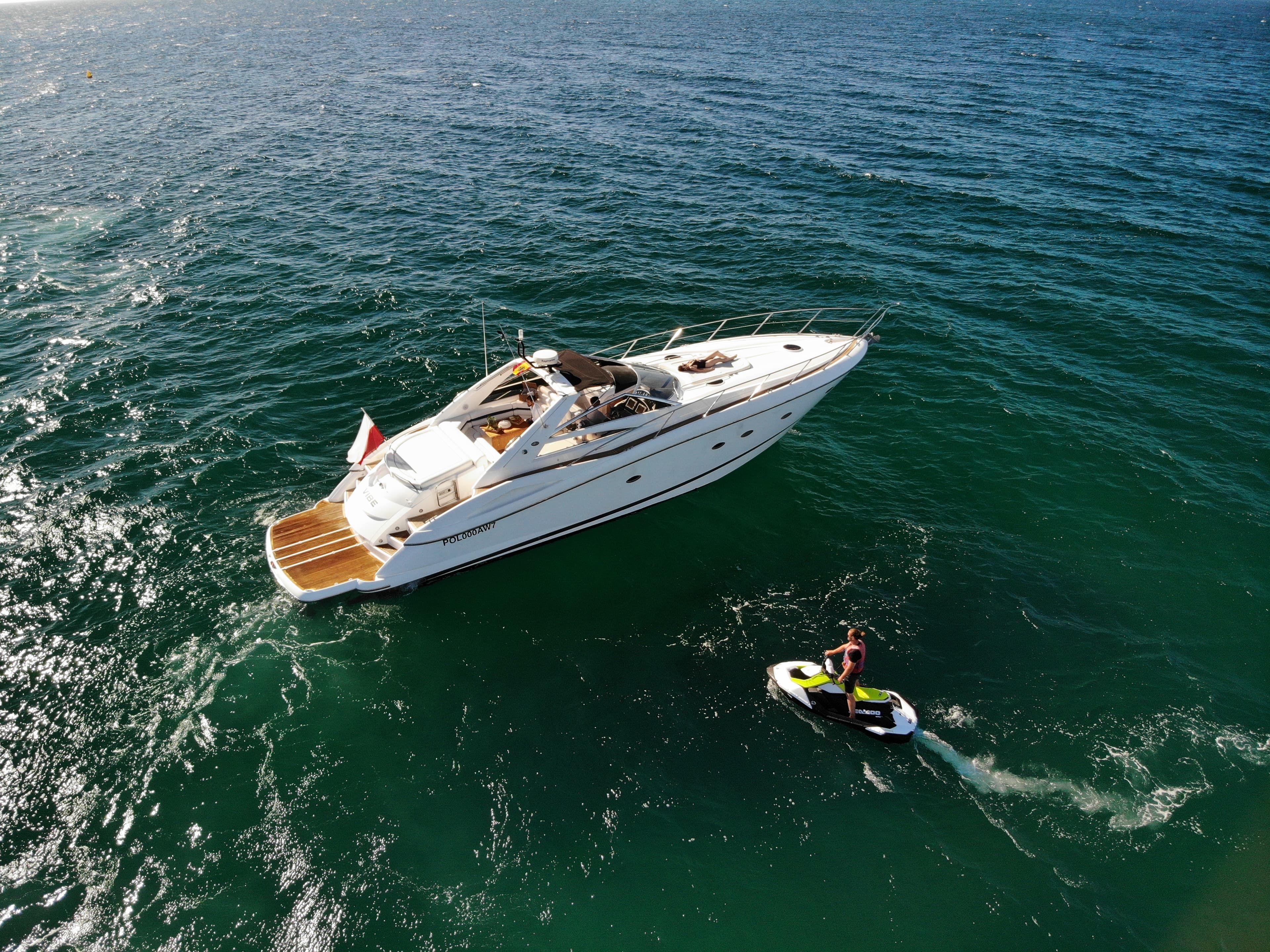 Sunseeker Predator 55 "Vibe" exterior 4