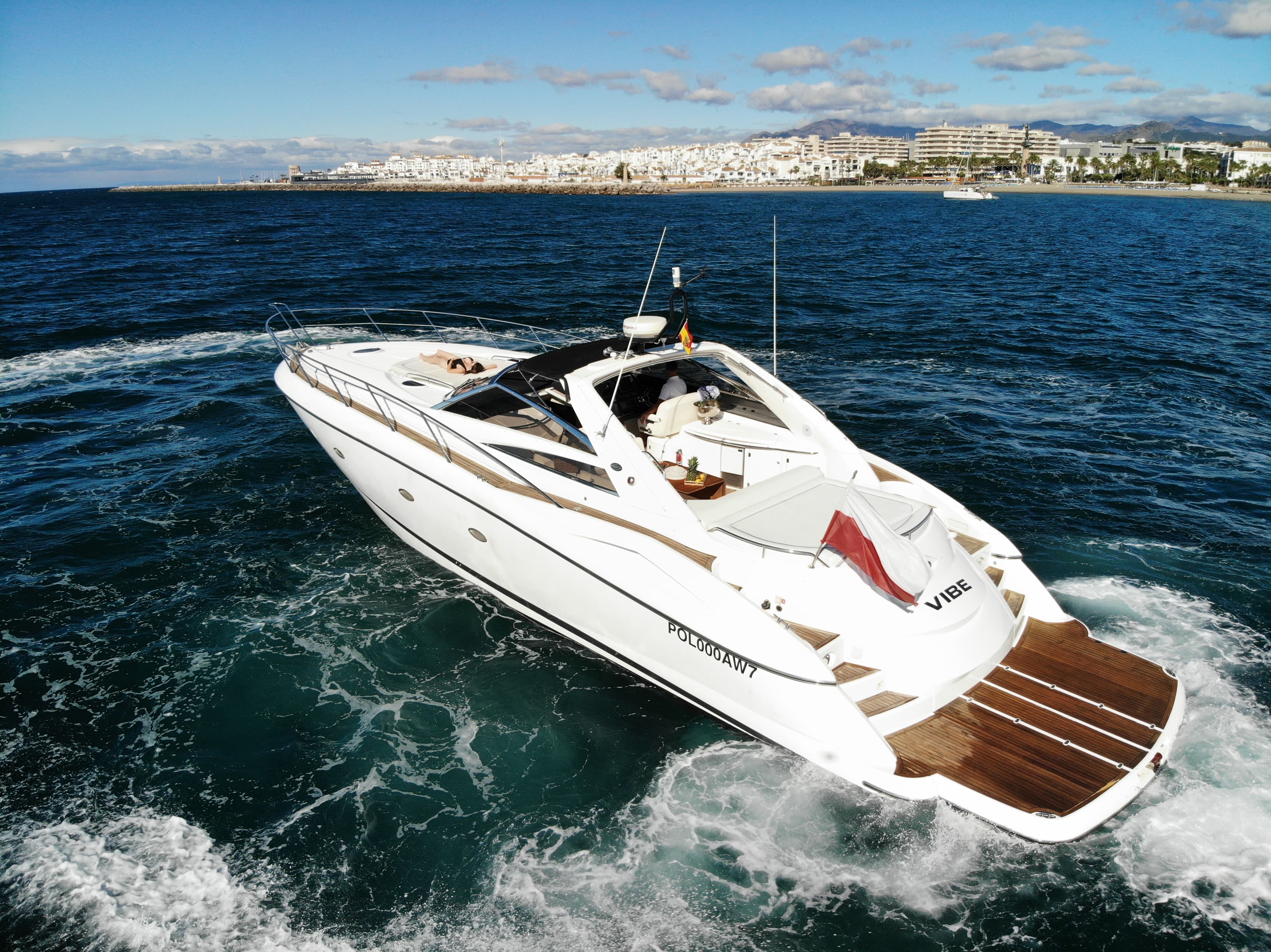 Sunseeker Predator 55 "Vibe" exterior 15